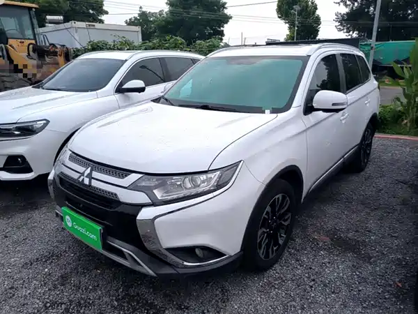 Mitsubishi Outlander 2019