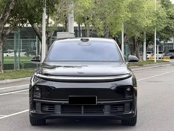 Li Auto L7 2025