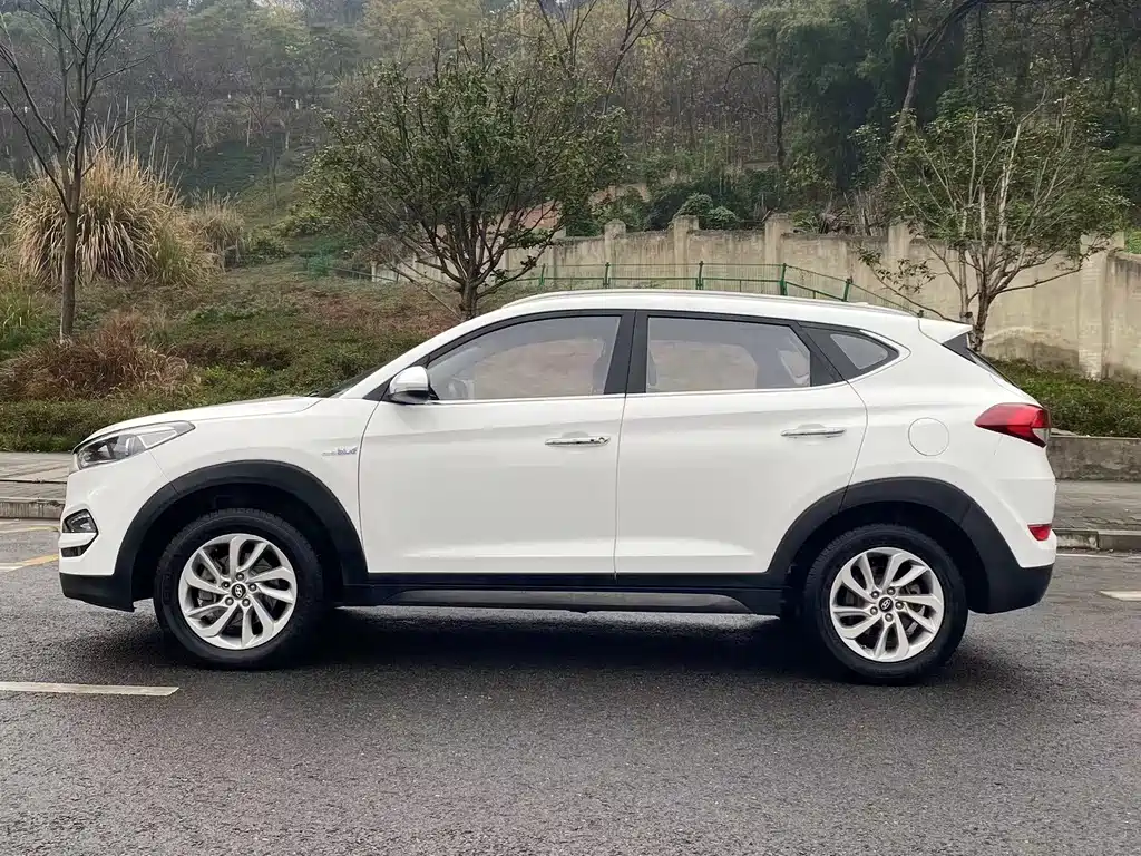 Hyundai Tucson 2016 — фото 3