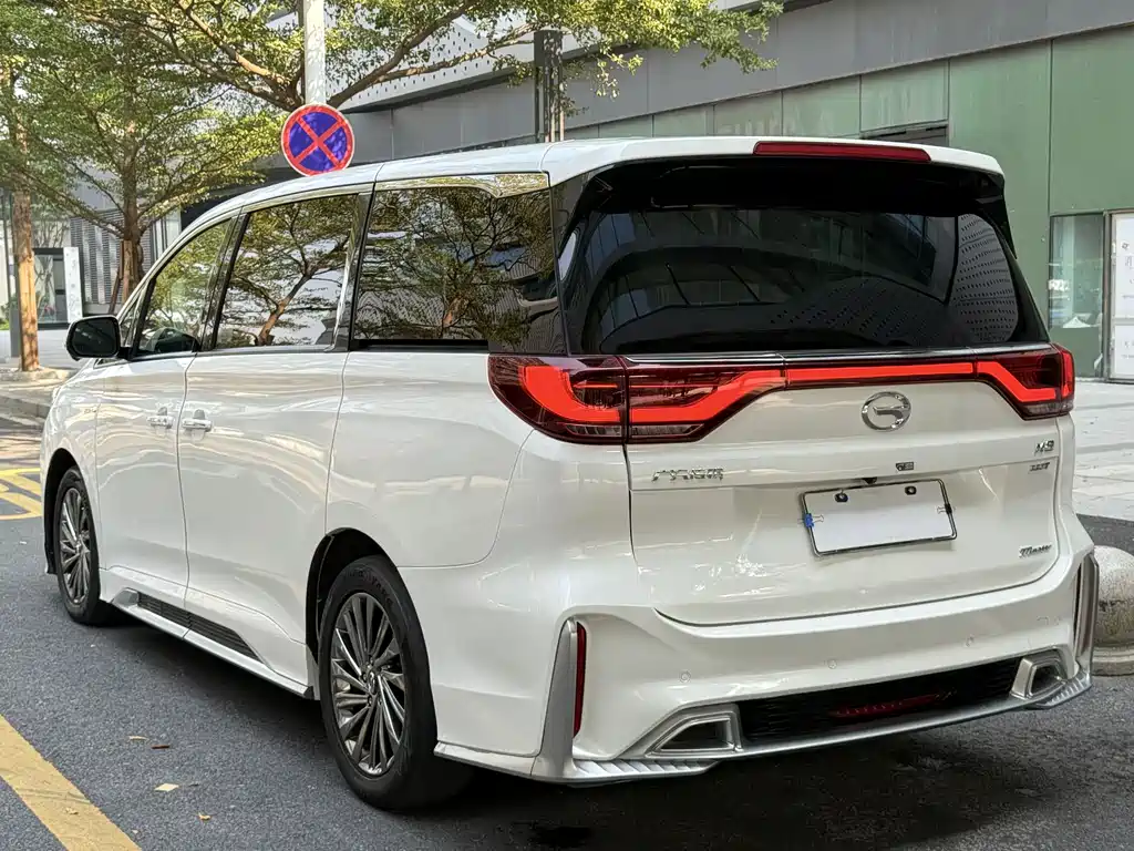 GAC Motor Trumpchi M8 2022 — фото 9