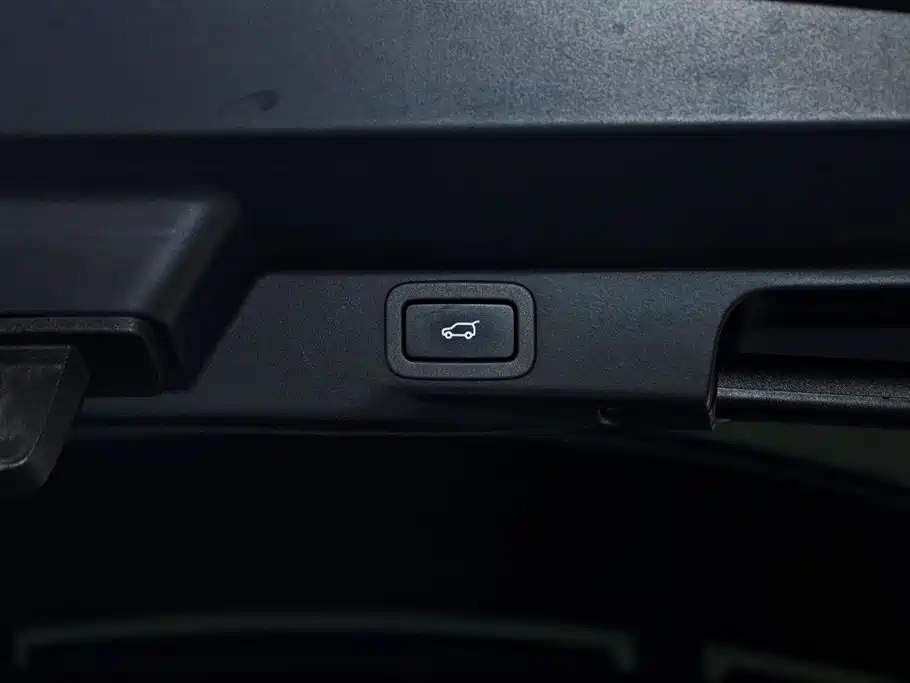 Land Rover Sport 2018 — фото 11