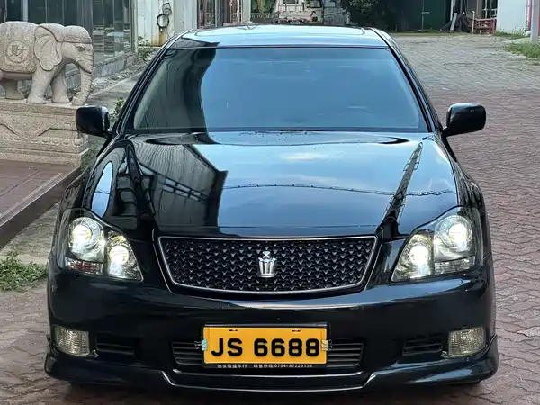 Toyota Crown 2005