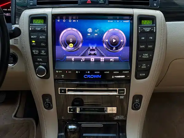 Toyota Crown 2005