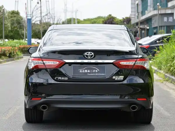 Toyota Camry 2021