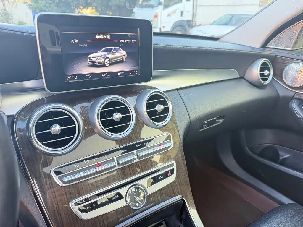 Mercedes-Benz C-Class 2015 — фото 11