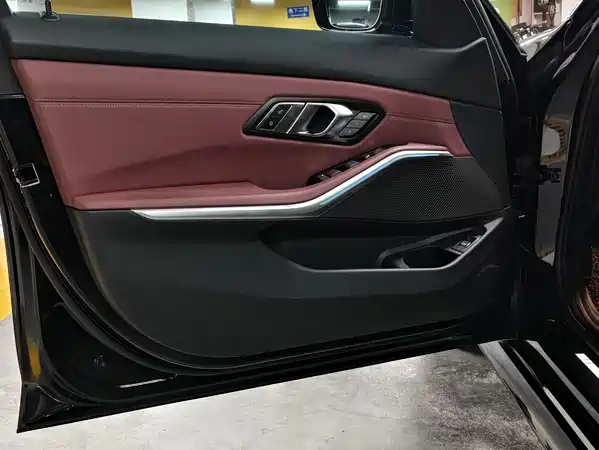 BMW 3 Series 2024