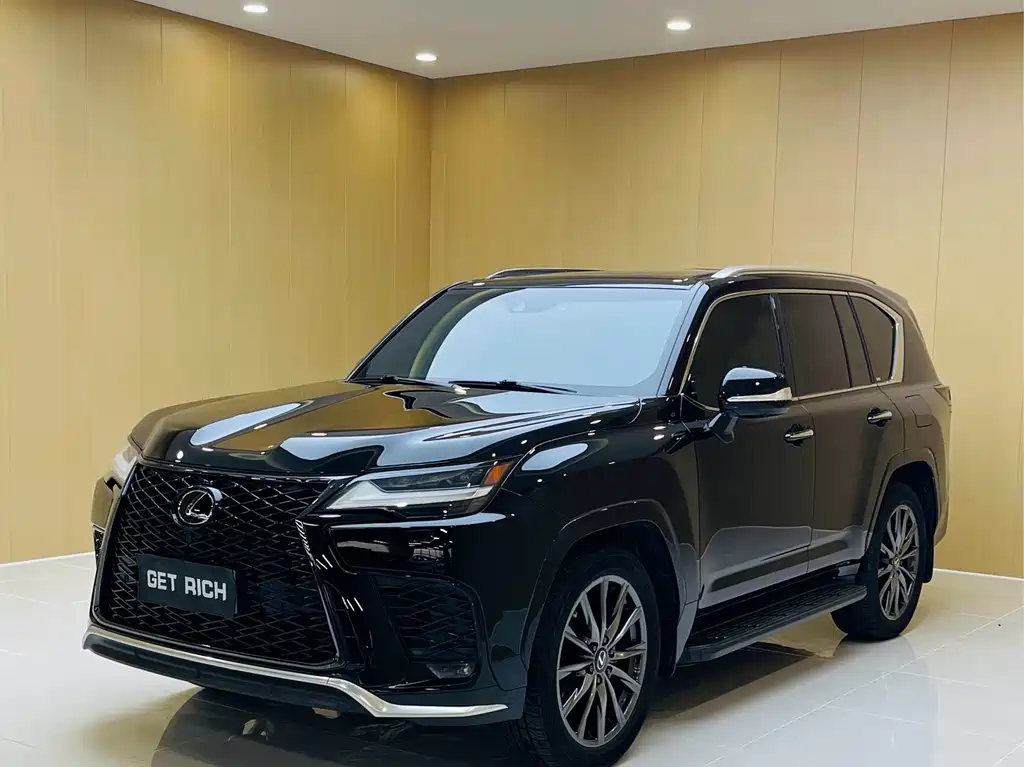 Lexus LX 2023 — фото 1