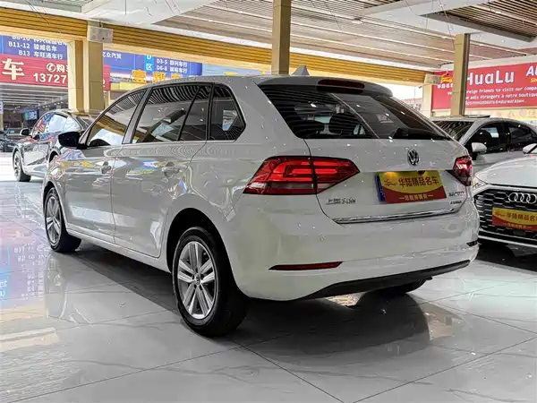 Volkswagen Santana 2015