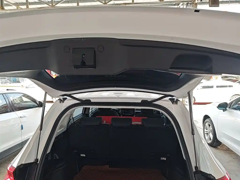 Haval M6 2023 — фото 19