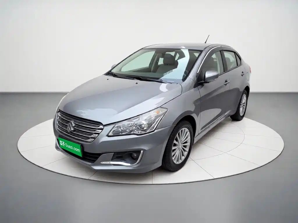 Suzuki Qiyue 2015