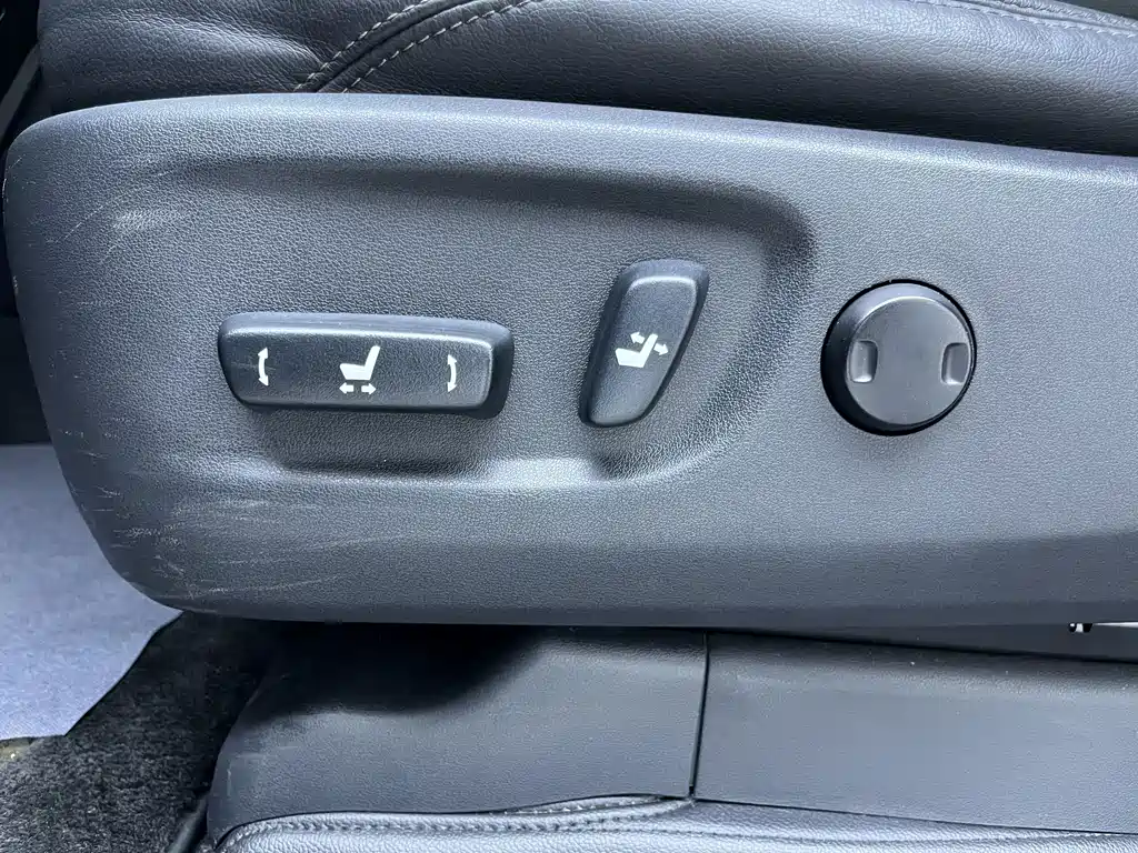 Toyota Prado 2017 — фото 23