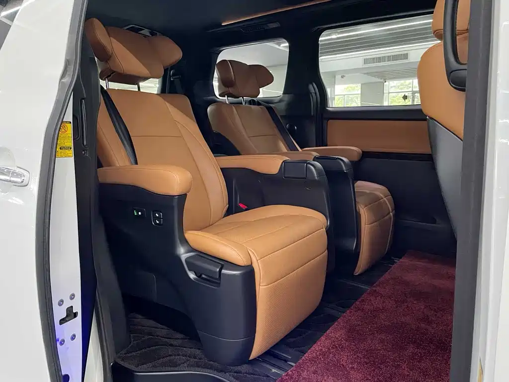 Toyota Alphard 2015 — фото 7