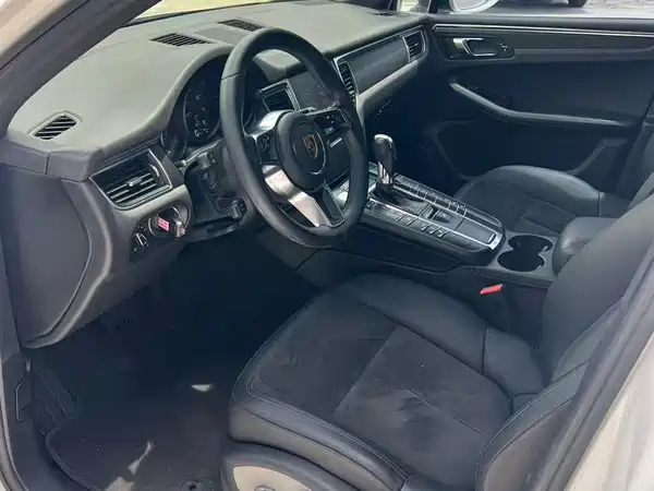 Porsche Macan 2016