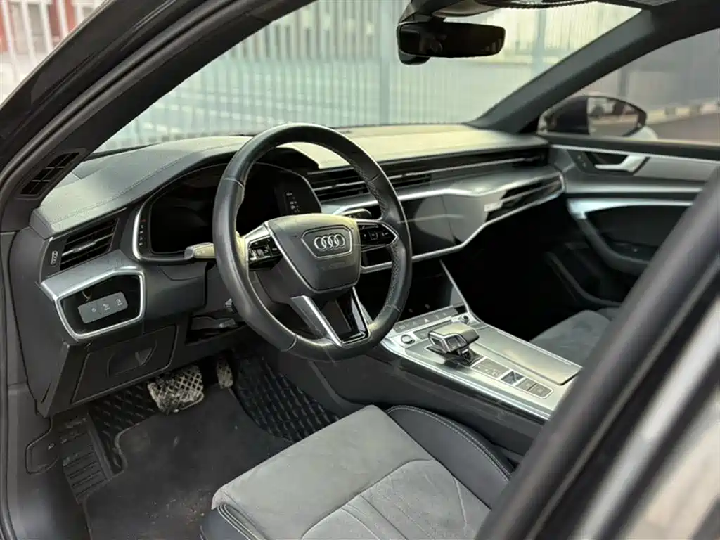 Audi A6L 2022 — фото 15