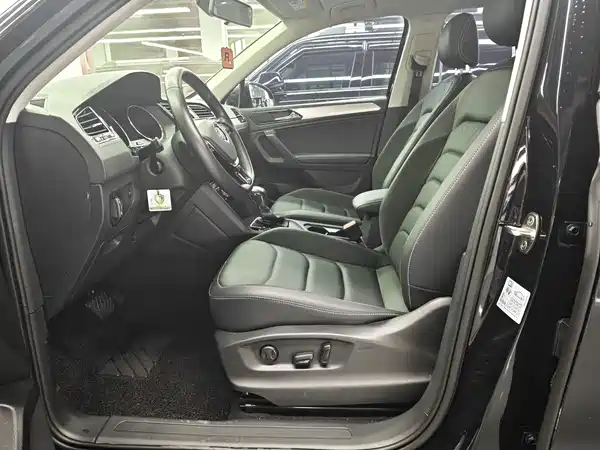 Volkswagen Tiguan L 2020
