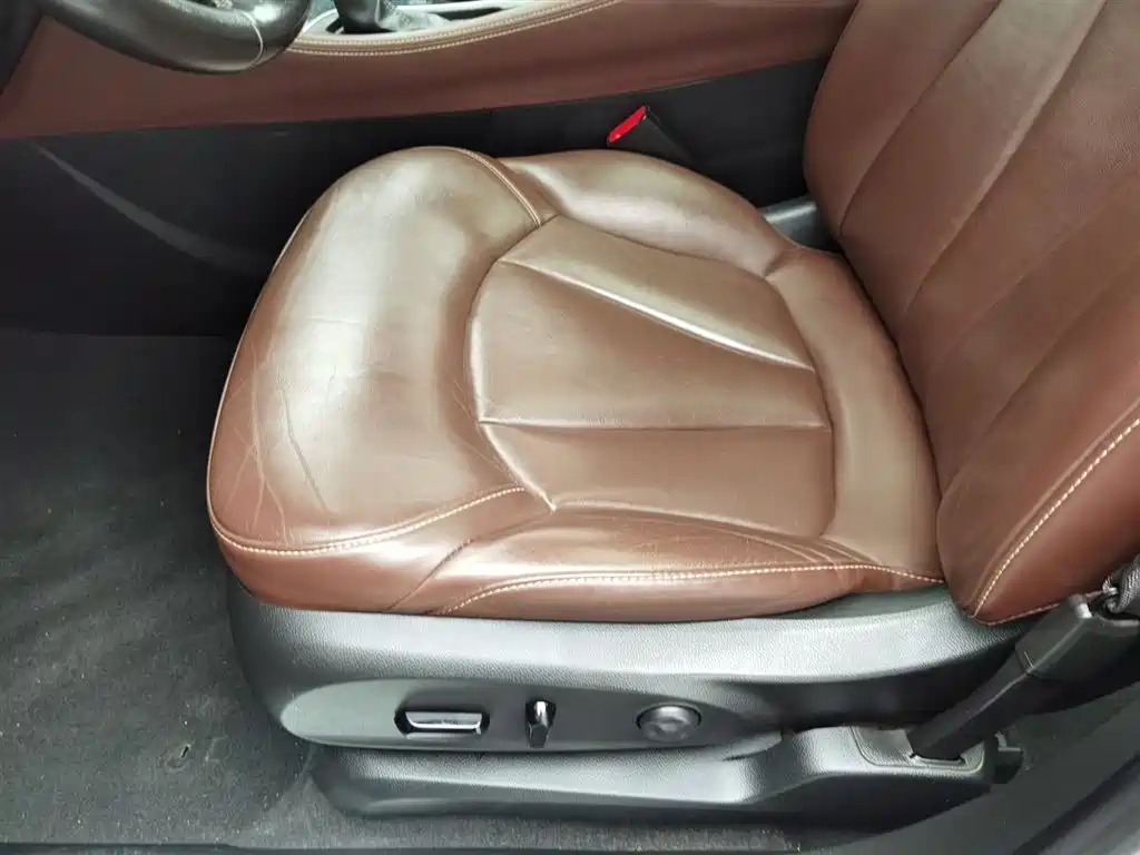 Buick Envision Plus 2020 — фото 20
