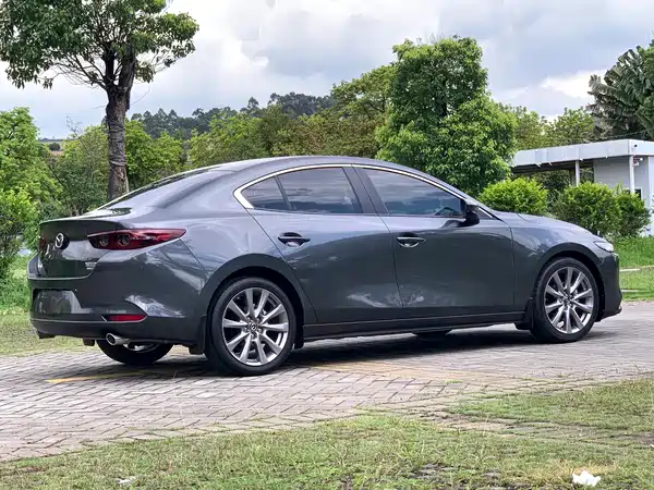 Mazda 3 Axela 2020