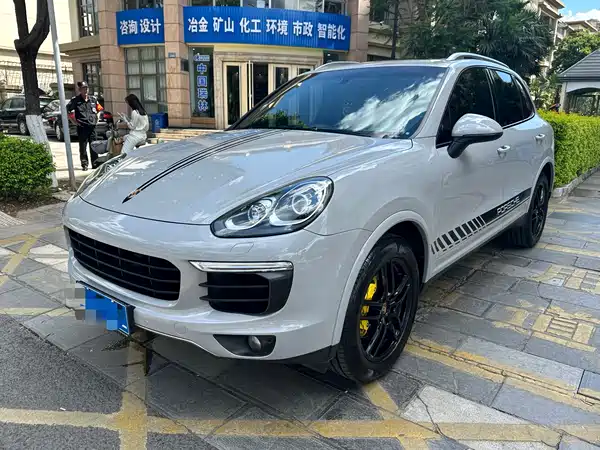 Porsche Cayenne 2016