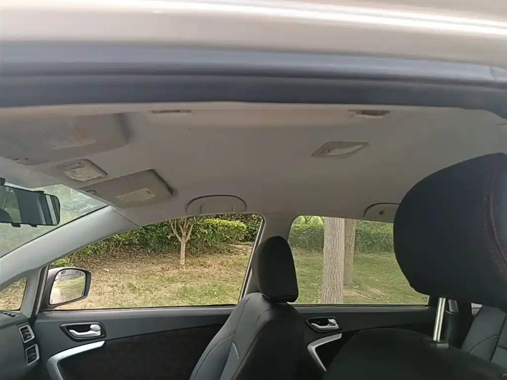 Suzuki Liana A6 2015 — фото 18