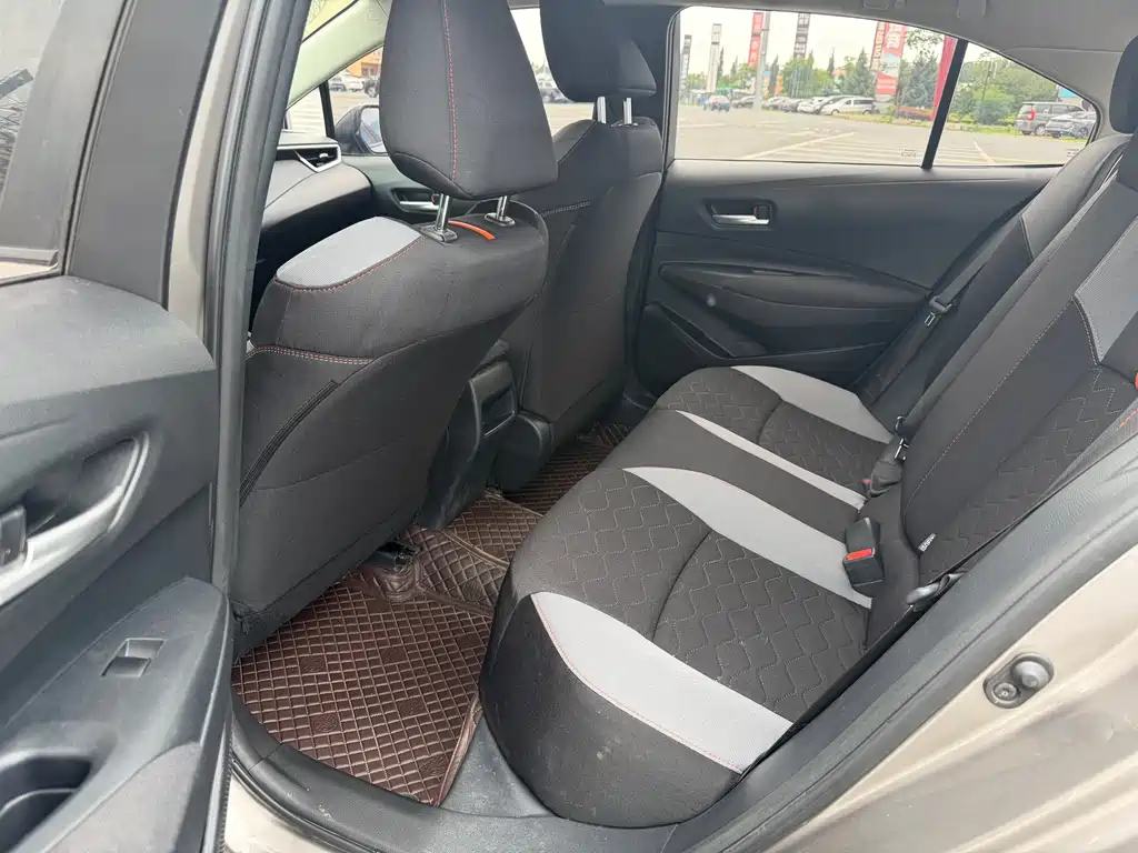 Toyota Corolla 2022 — фото 10