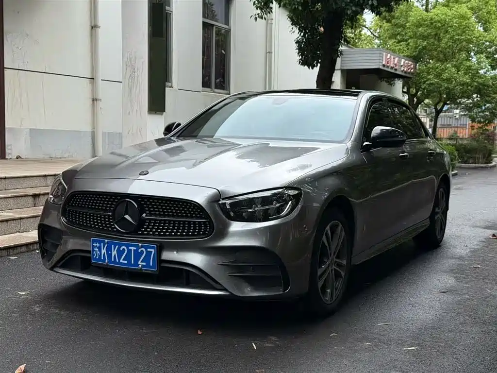 Mercedes-Benz E-Class 2022 — фото 1