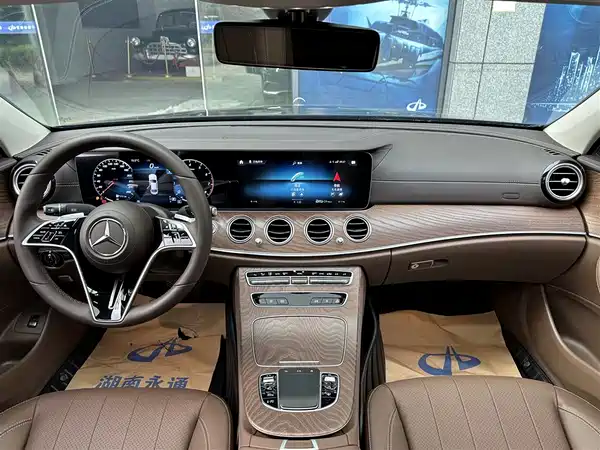 Mercedes-Benz E-Class 2023