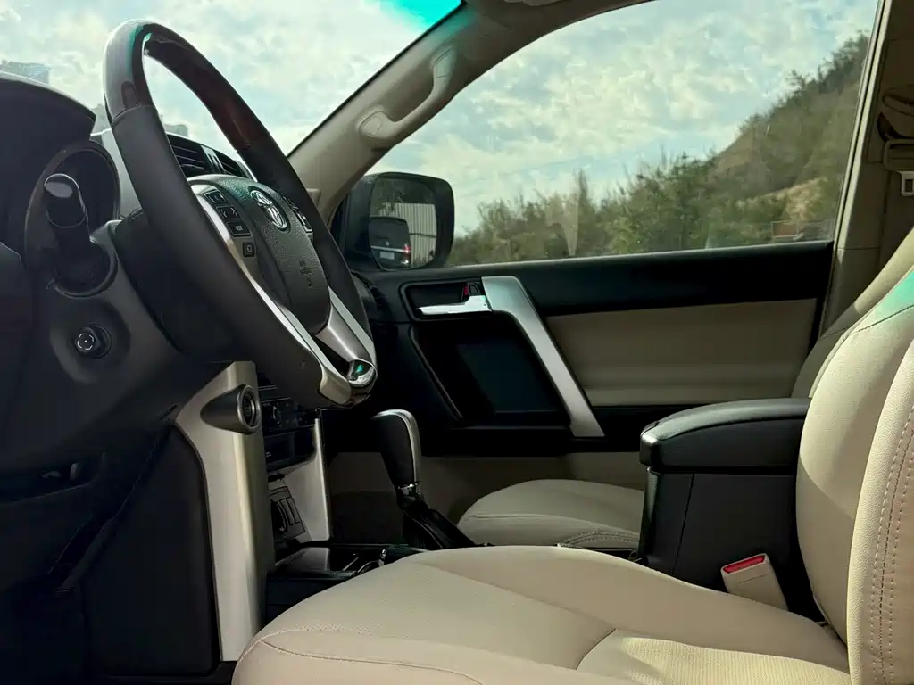 Toyota Prado 2012
