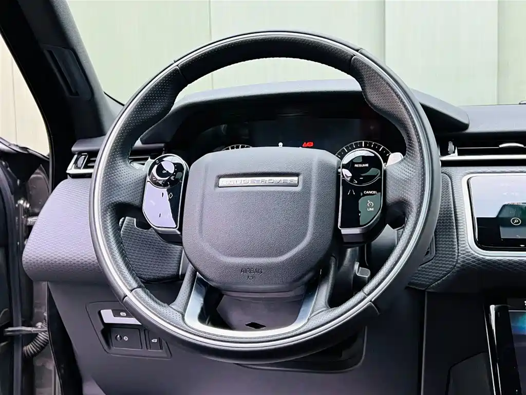 Land Rover Velar 2020 — фото 10