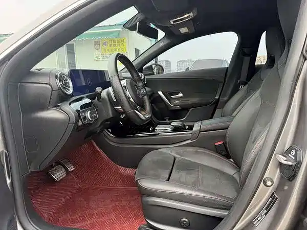 Mercedes-Benz CLA 2021
