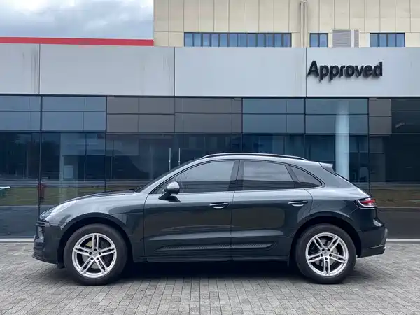 Porsche Macan 2023