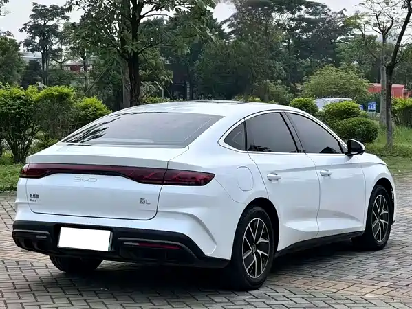 BYD Qin L 2024