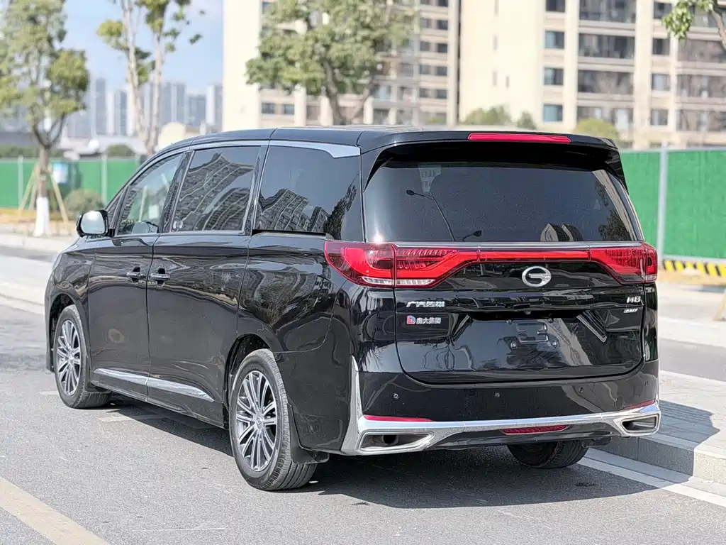 GAC Motor Trumpchi M8 2022 — фото 15