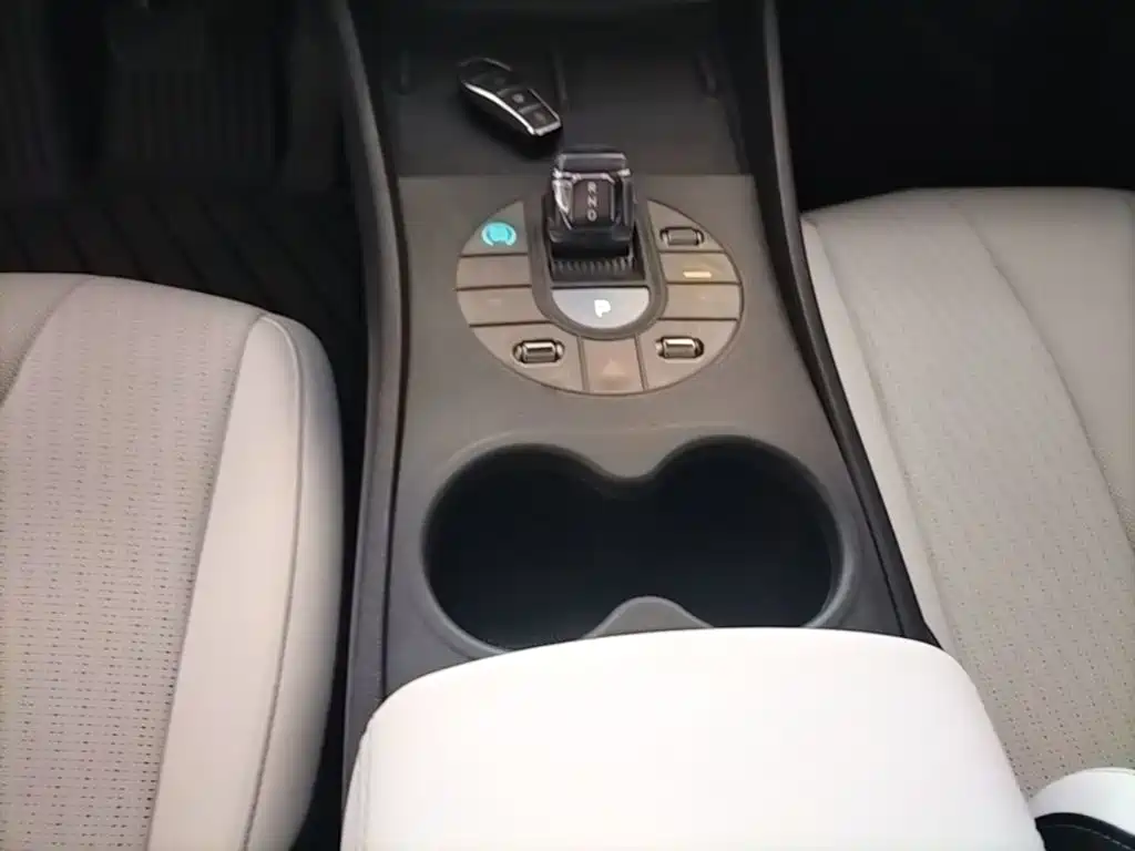 BYD Seal 05 DM-i 2025 — фото 14