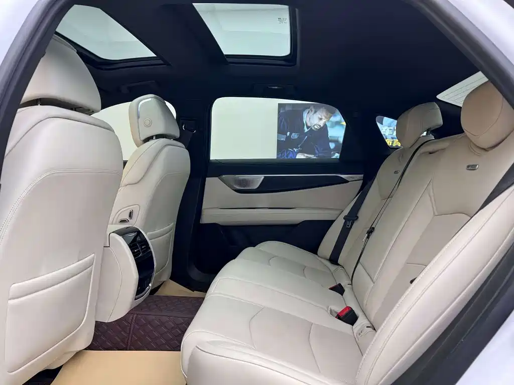 Cadillac CT6 2024 — фото 10