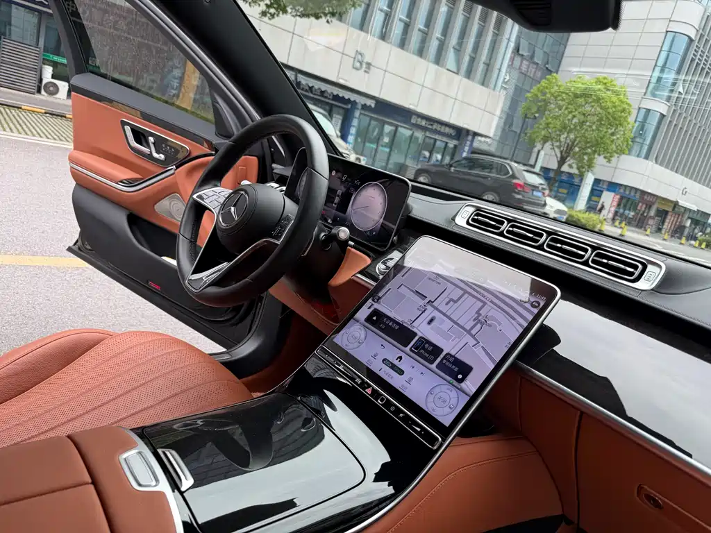 Mercedes-Benz S-Class 2025 — фото 19