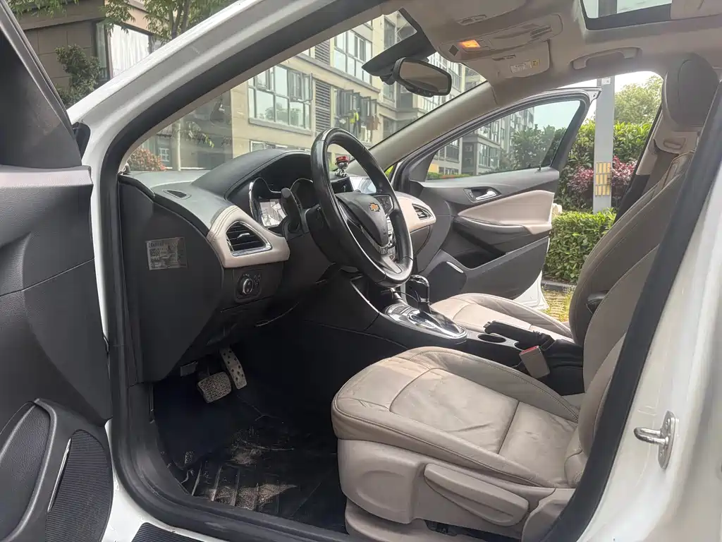 Chevrolet Cruze 2015 — фото 13