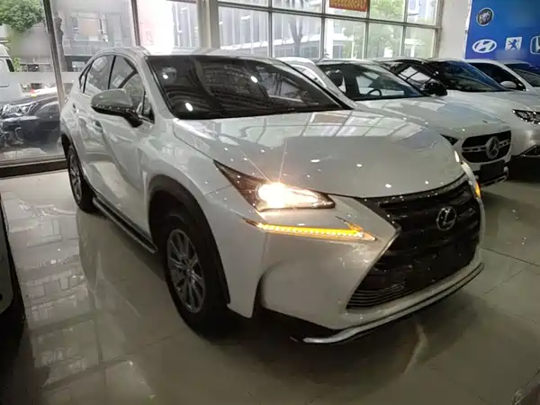Lexus NX 2015