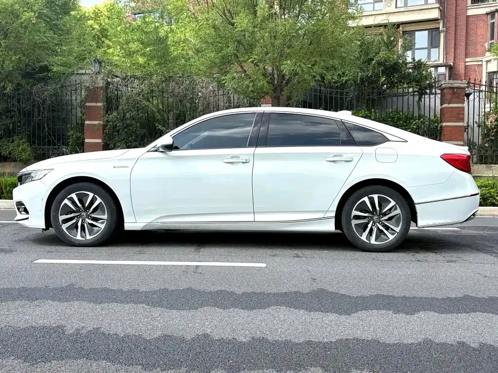 Honda Accord 2020 — фото 6