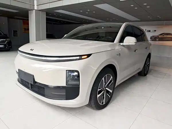 Li Auto L6 2024