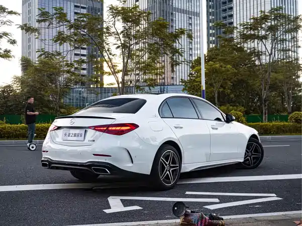 Mercedes-Benz C-Class 2023