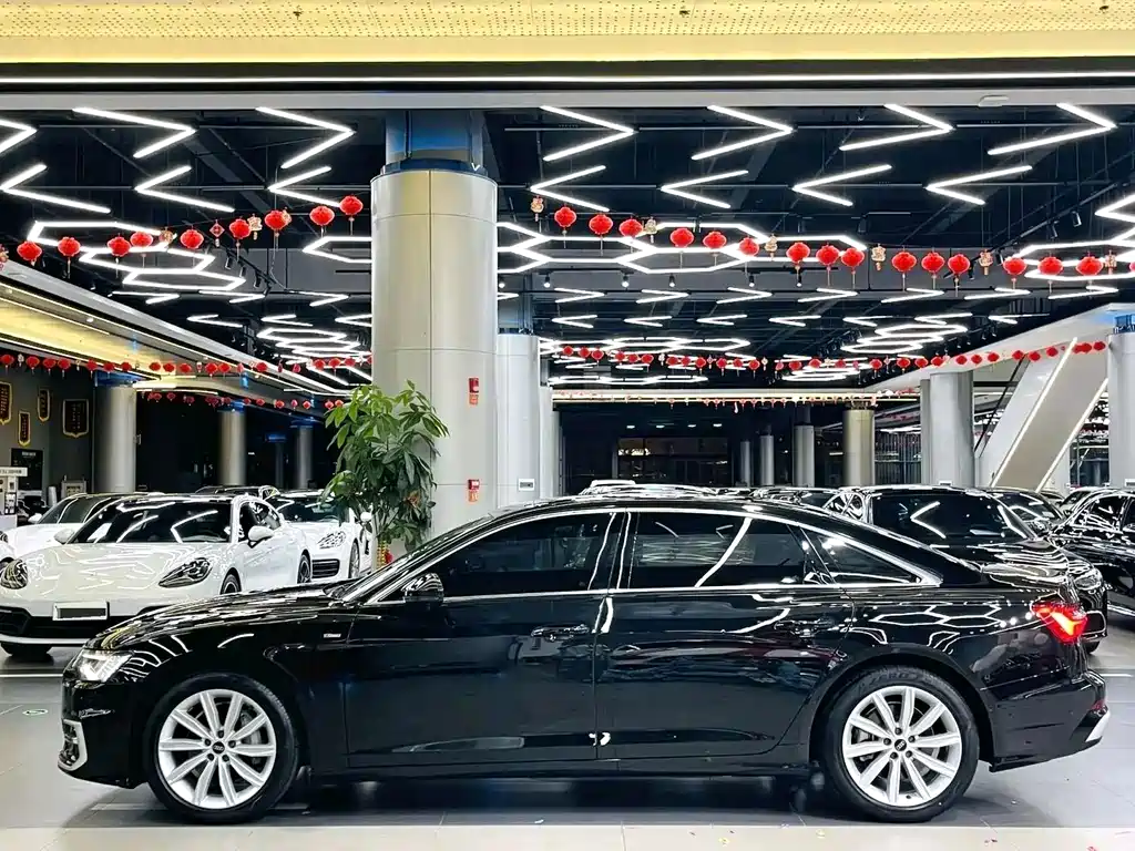 Audi A6L 2023 — фото 11