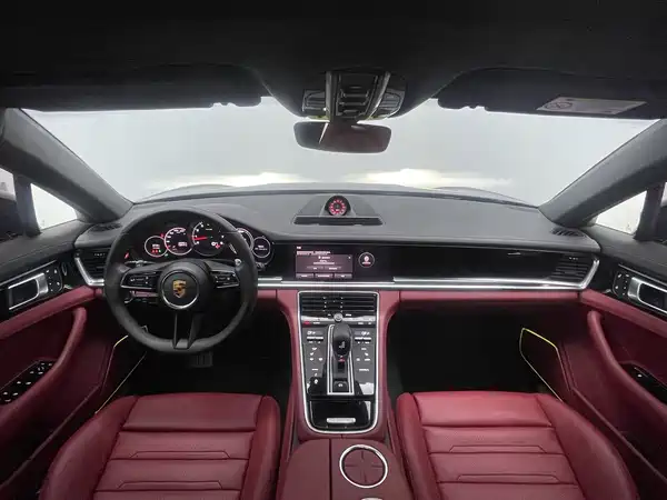 Porsche Panamera 2022