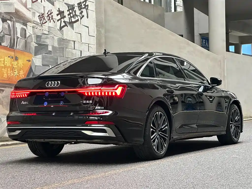 Audi A6L 2025 — фото 5