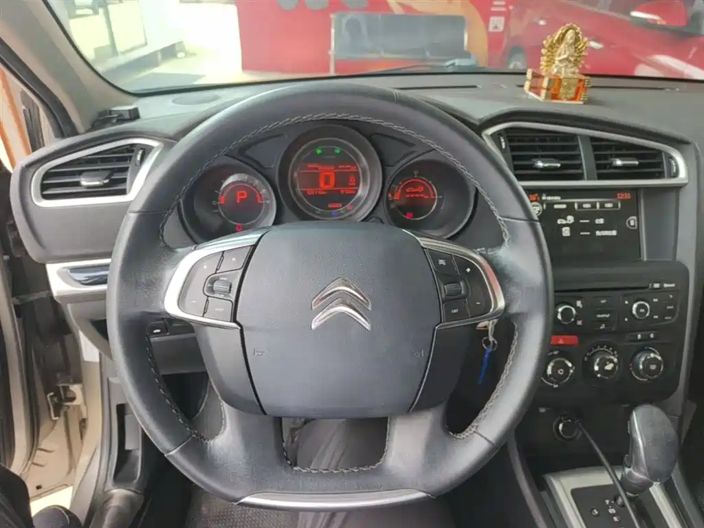 Citroen C4L 2015 — фото 11