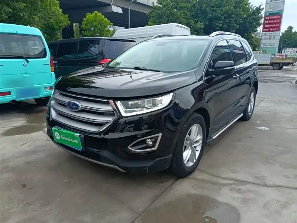 Ford Edge 2018 — фото 1