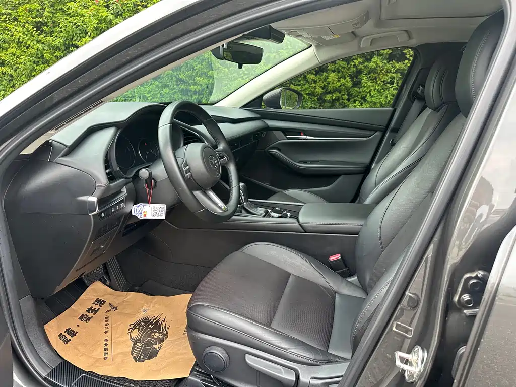 Mazda 3 Axela 2020