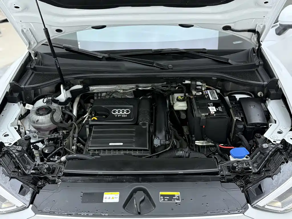Audi Q3 2022 — фото 25