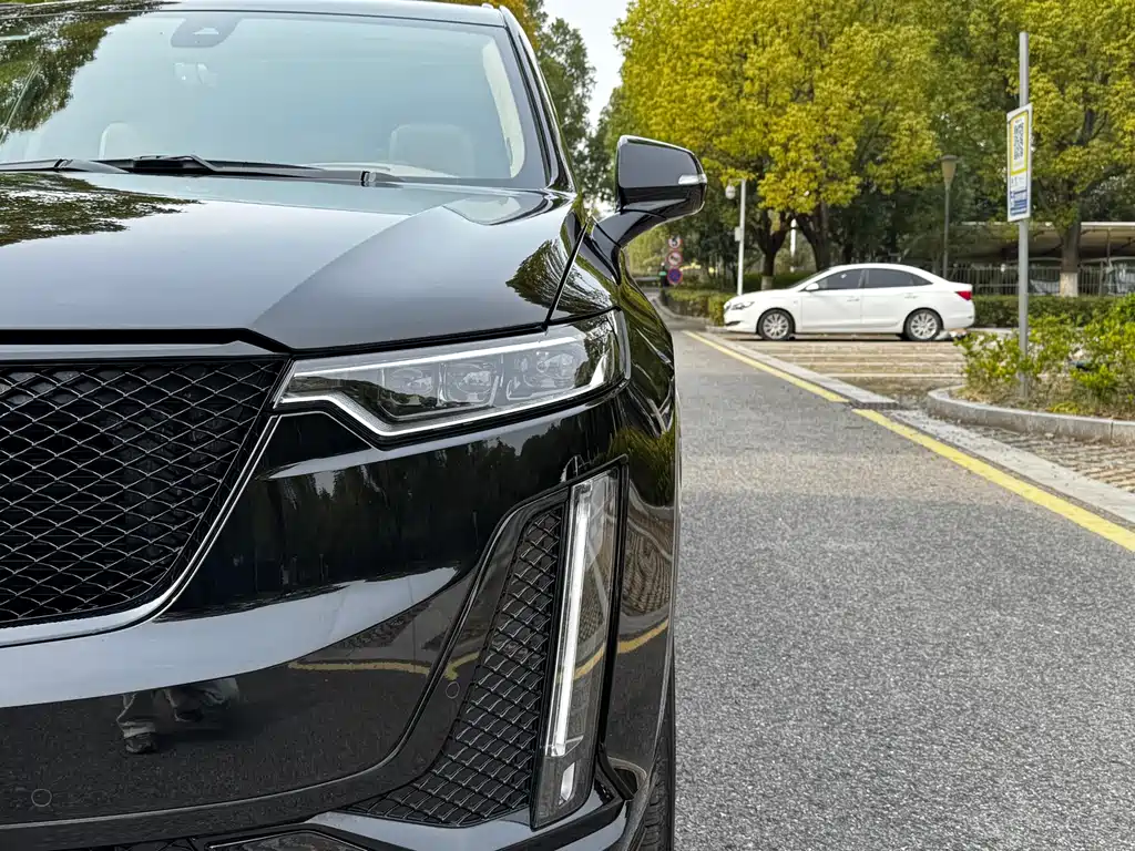 Cadillac XT6 2025 — фото 15