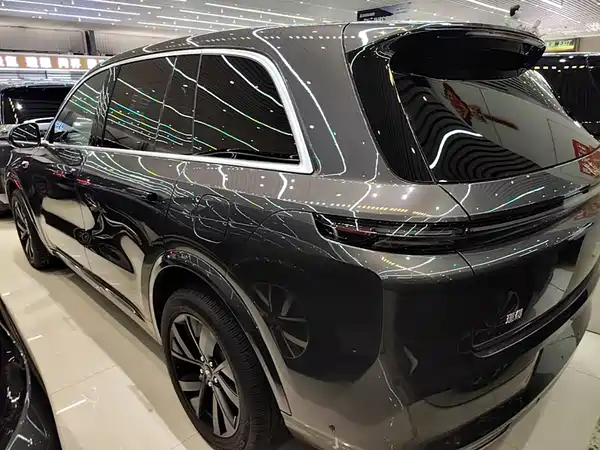 Li Auto L8 2024