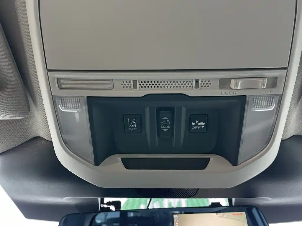 Subaru Forester 2023 — фото 21